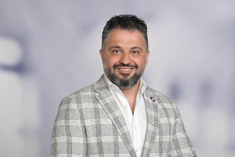 Alireza Siadat